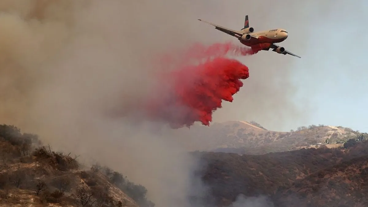 Los Angeles-i tűzvész: újabb erős szélvihar miatt még napokig tombolhatnak a tüzek