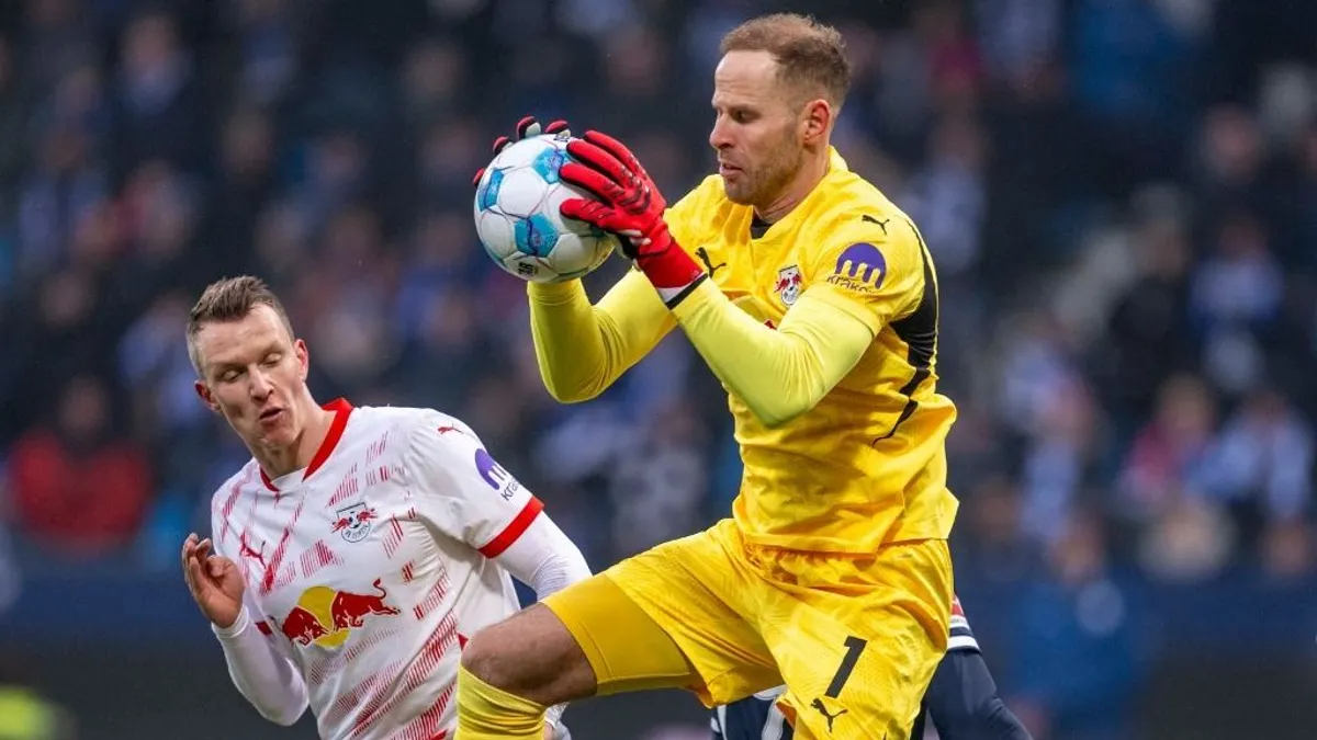 Gulácsi Péter hibája után őrjöngött a Lipcse edzője