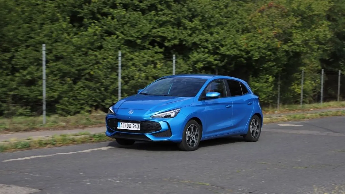 Nyíltan a Toyota Yaris babérjaira tör – MG3 Hybrid+teszt (top5)