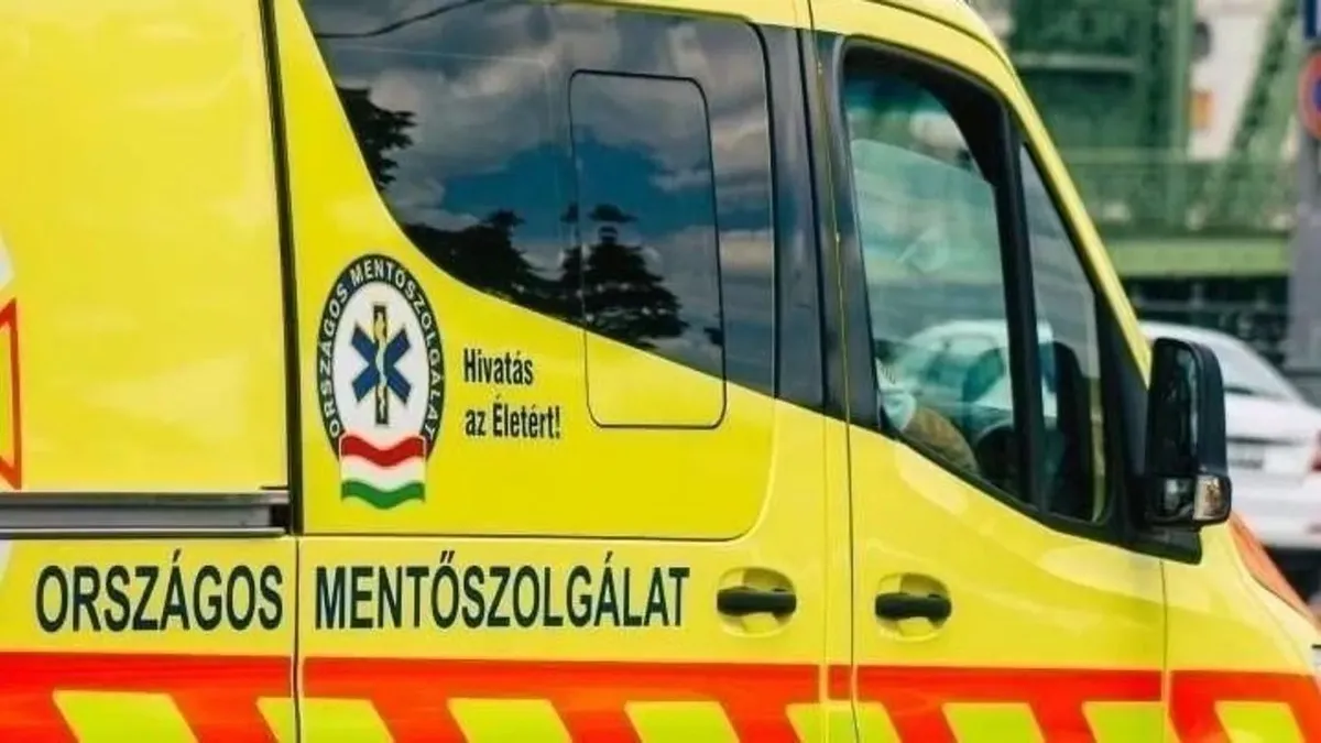 Baleset történt Detk közelében, lezárták a 3-as főutat
