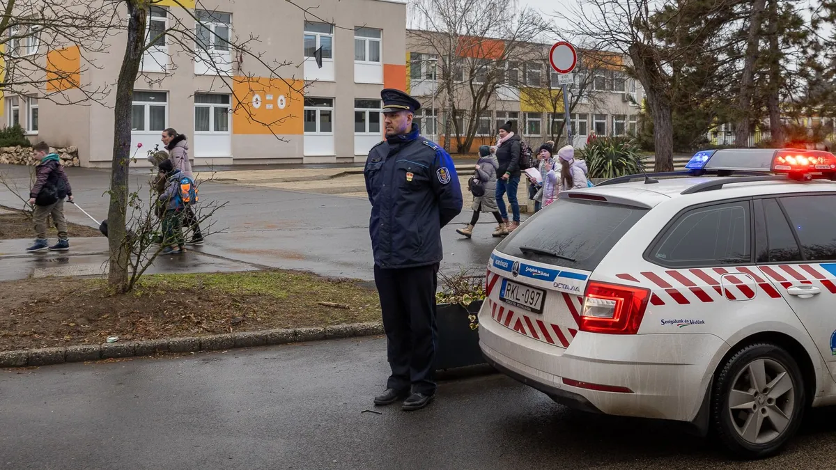 Ha beengednénk az országba a migránsokat, nem csupán fenyegető levél érkezett volna