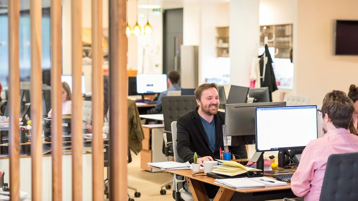 iroda irodai munka irodista munkahely office workplace