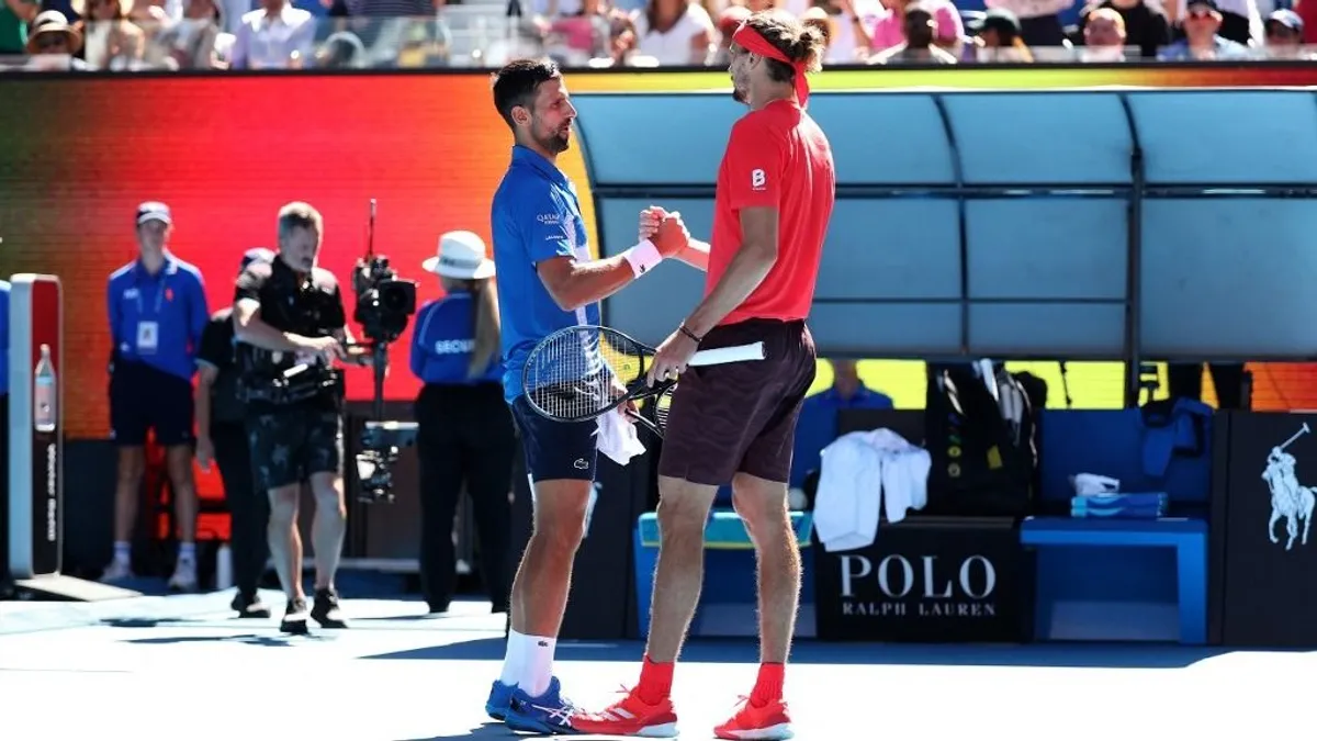 Novak Djokovics feladta az Australian Open elődöntőjét
