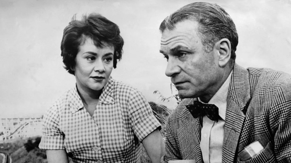Meghalt Joan Plowright