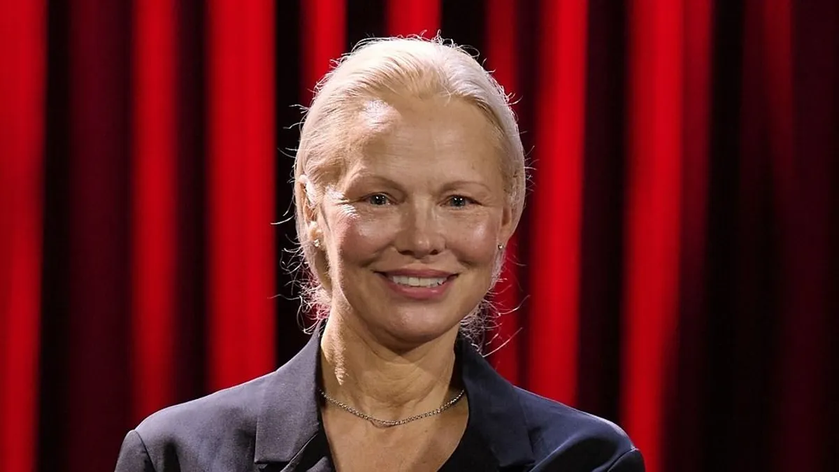 Szörnyen kínos volt Pamela Anderson és Michael Jackson találkozása