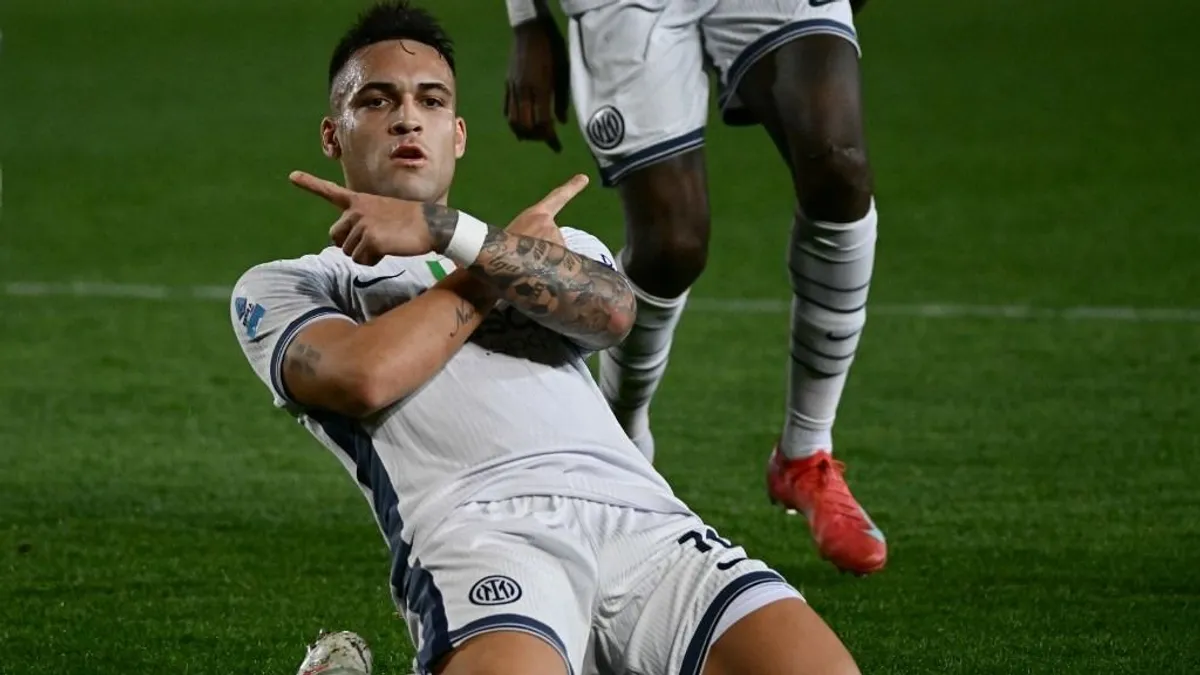 Az Inter magyar legendájának nyomában a világbajnok focista