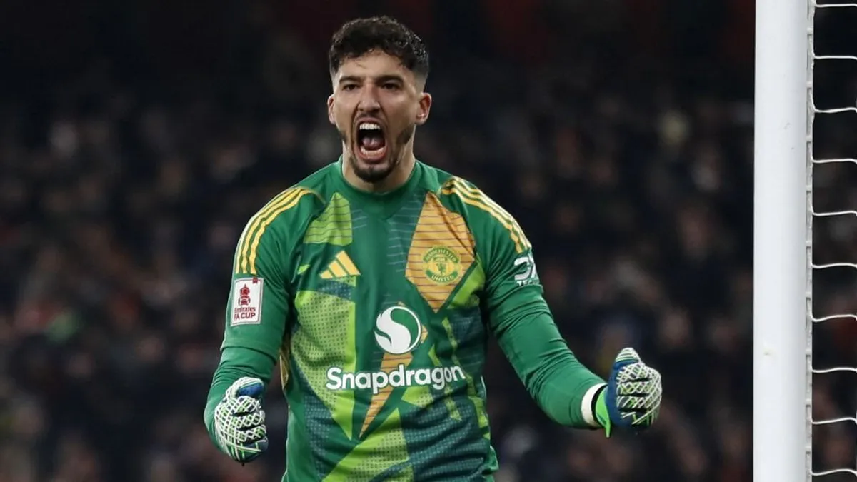 A Manchester United 10 emberrel küzdve ütötte ki az FA-kupából az Arsenalt