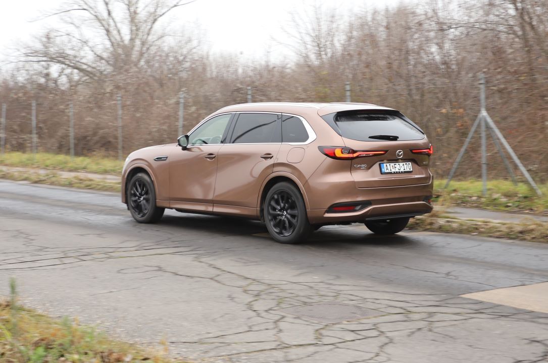 Mazda CX-80