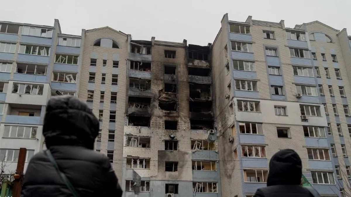 Orosz légicsapások Herszon térségében, az ukránok megtámadtak egy orosz olajfinomítót