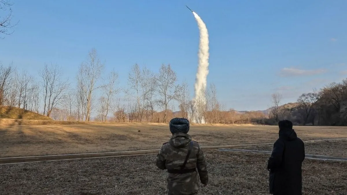 1500 km megtétele után csapódott be a tesztelt észak-koreai rakéta
