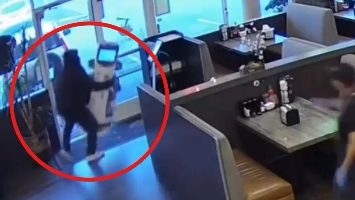 Robotpincért próbált ellopni egy férfi Kaliforniában - videó