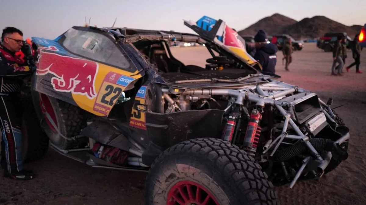 Drámai balesetet szenvedett Carlos Sainz
