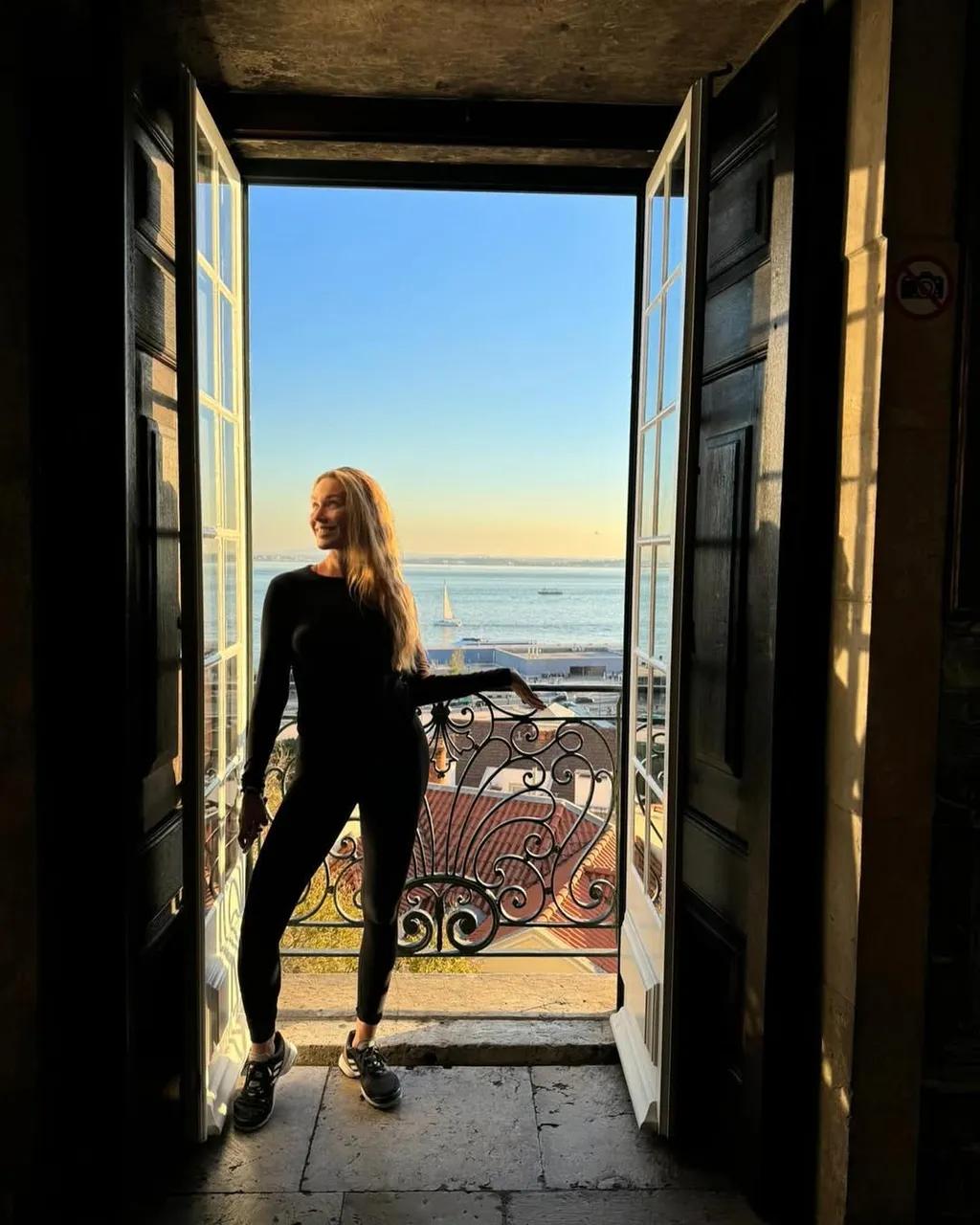 Danielle Collins, fenékcsapkodó