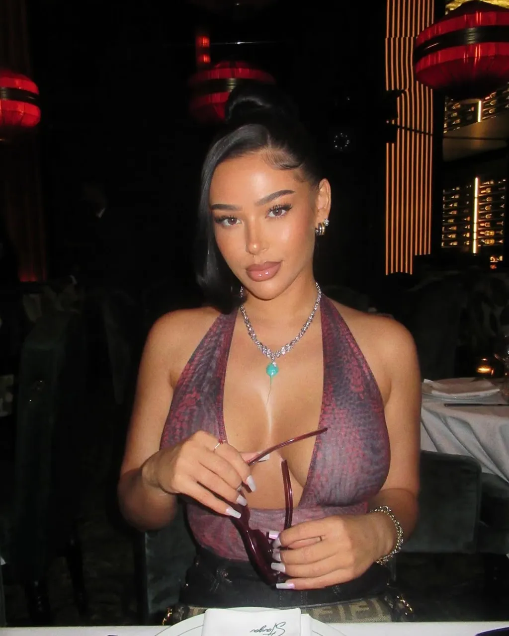 Ashlyn Castro, kebelcsoda