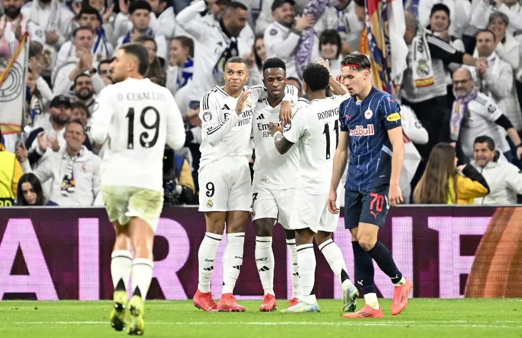 Real Madrid v RB Salzburg - UEFA Champions League