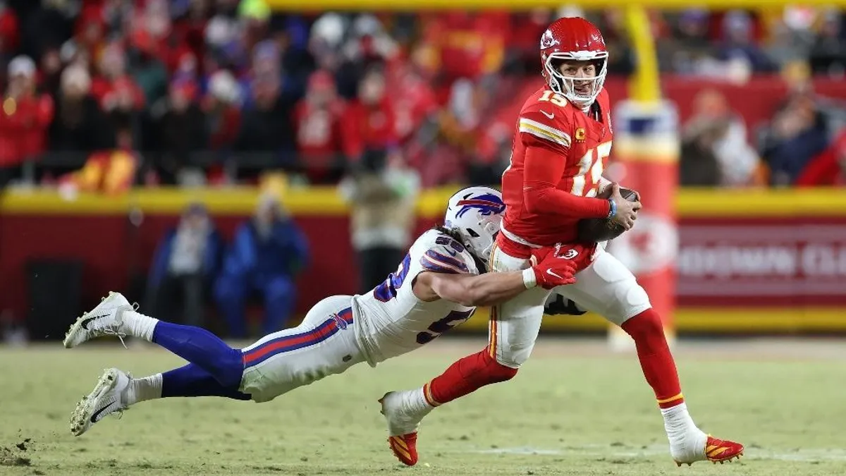 Drámai meccsen jutott be a Super Bowlba a címvédő