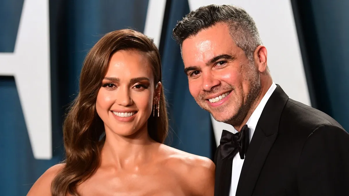17 év házasság után válik Jessica Alba