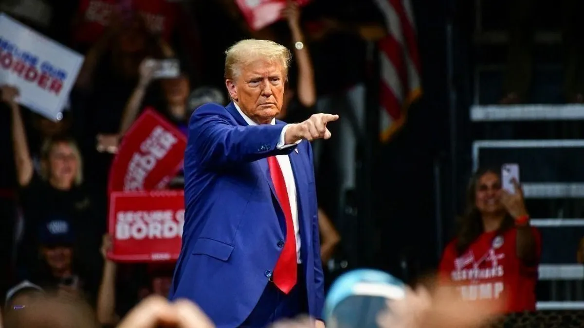 Trump fellép a woke-kultúra ellen és megerősíti a határvédelmet