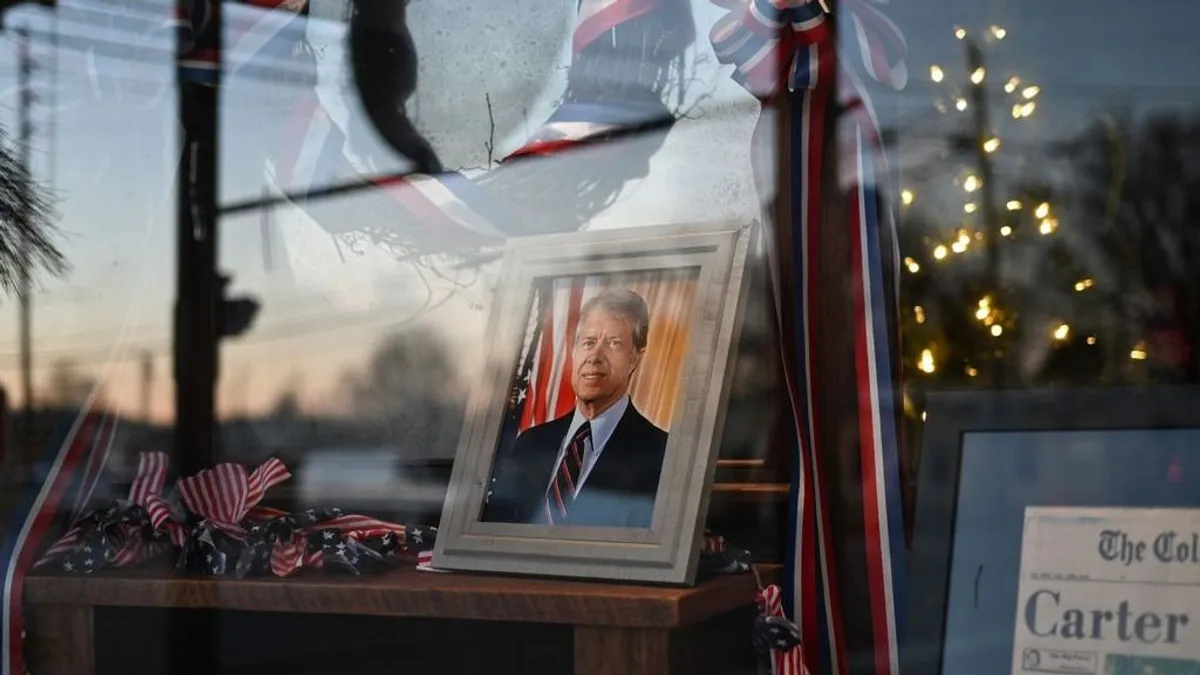 Megkezdődött Jimmy Carter hivatalos állami búcsúztatása