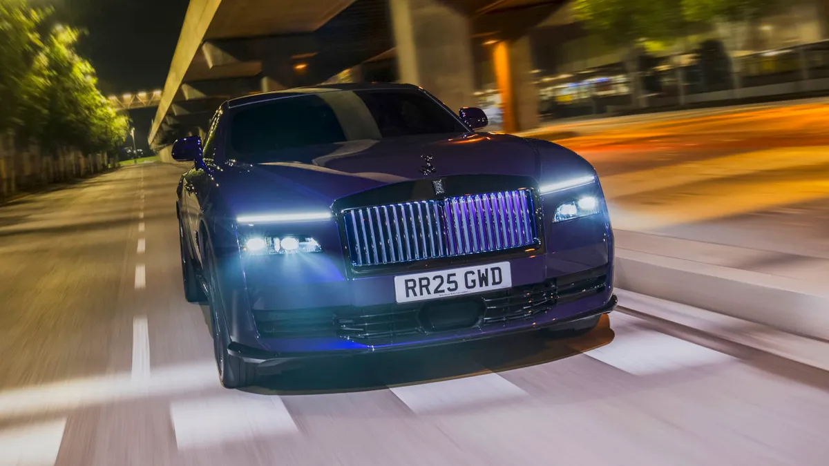 Egyszerű rajtautomatikával jön a valaha volt legerősebb Rolls-Royce