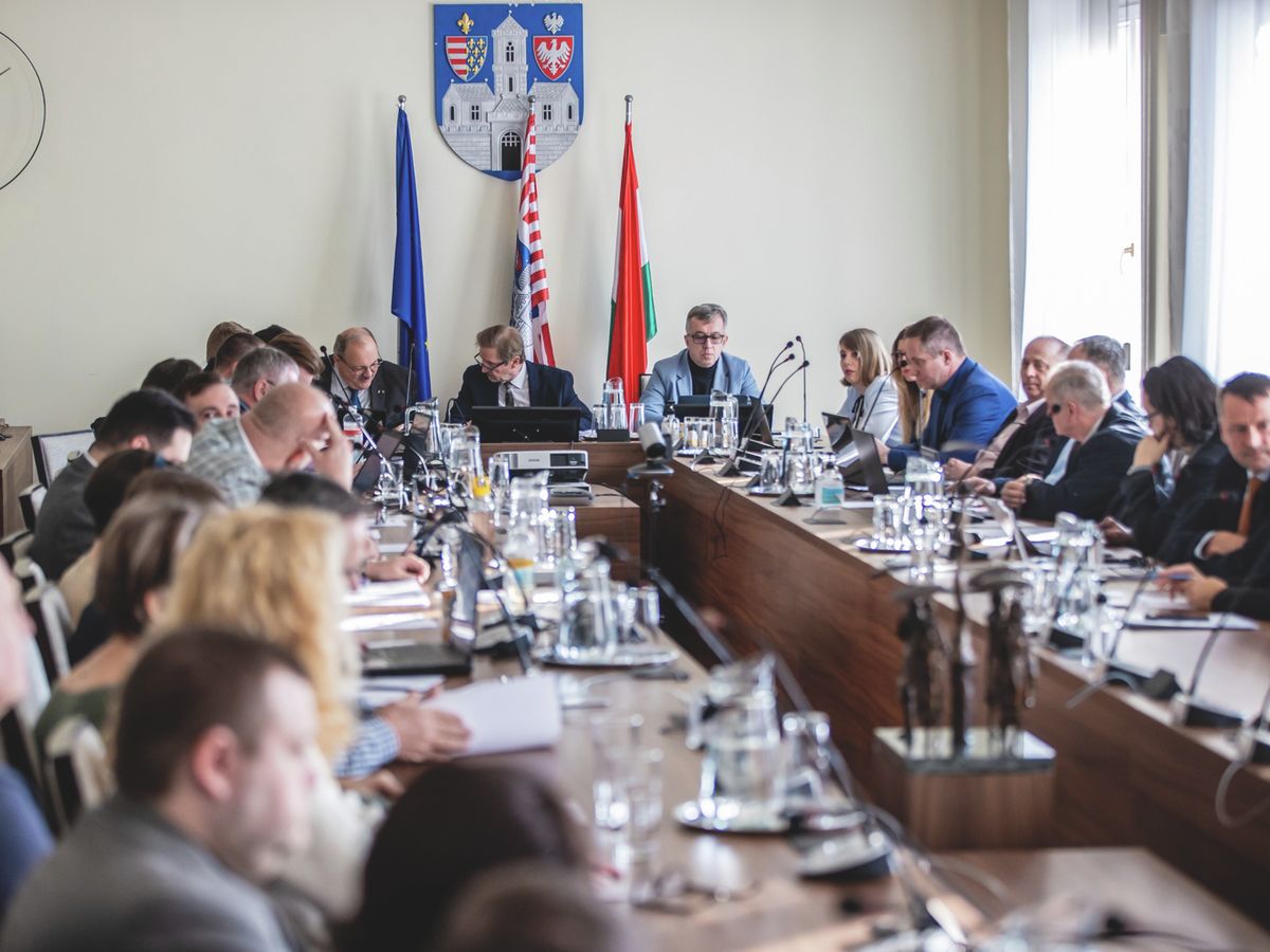 Óbudai testületi ülés, önkormányzat, Óbuda, Óbudaitestületiülés, Budapest, 2025.02.06., Óbudai Polgármesteri Hivatal,  ÓbudaiPolgármesteriHivatal, Malinás Sándor Fidesz–KDNP képviselő, MalinásSándorFidesz–KDNP, MalinásSándor, MalinásSándorképviselő, Óbudai Polgármesteri Hivatal,  ÓbudaiPolgármesteriHivatal, 