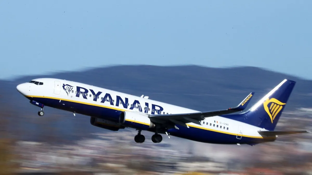 Ryanair utasok rekedtek Spanyolországban, mert a légiforgalmi irányítók hazamentek