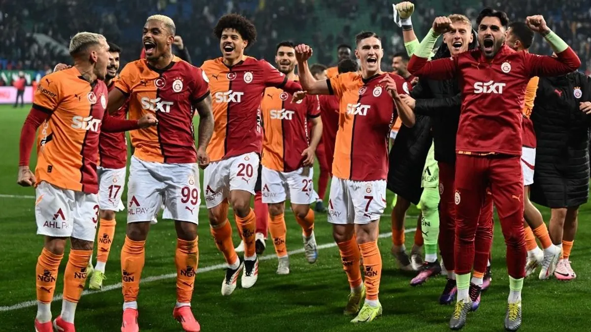 Sallait becserélték, hajrágóllal nyert a Galatasaray