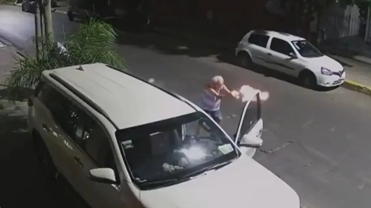 Agyonlőtte 15 éves rablóját egy 78 éves férfi - megdöbbentő videó