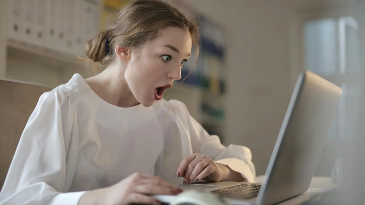 Ha mázlija van, akkor egy hozzáértő pár beállítás módosításával hivatalosan kompatibilissé tudja tenni a meglévő számítógépét a Windows 11-gyel