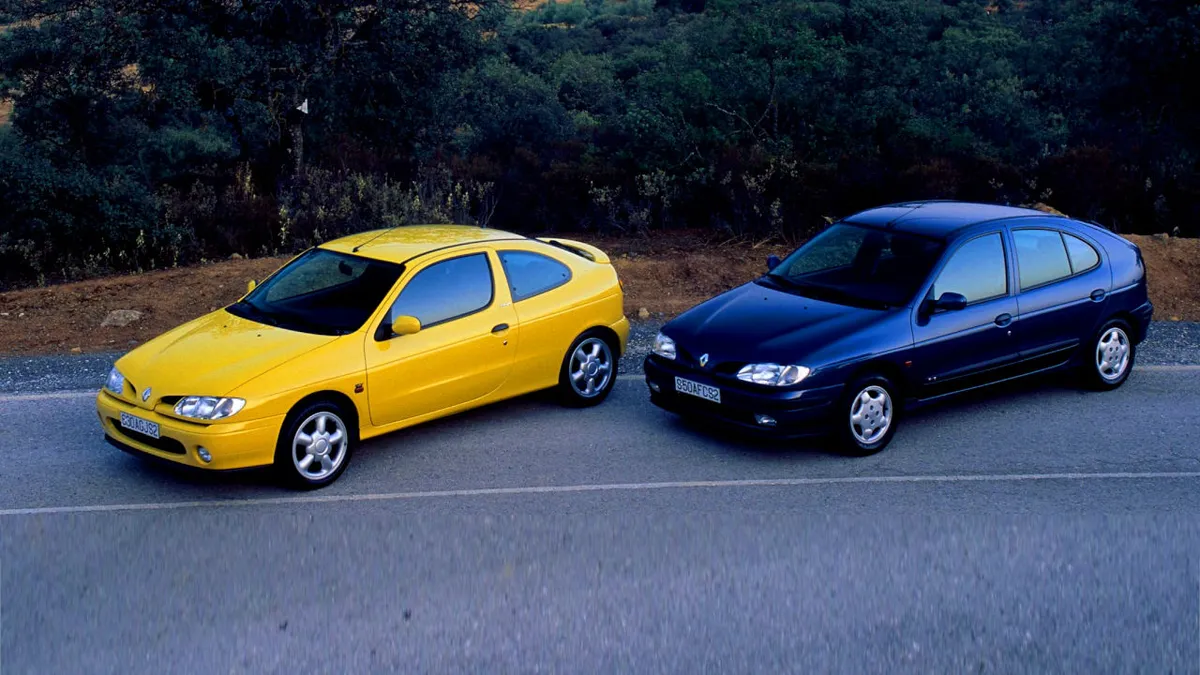 Lapot húztak a 19-re, és bejött: 30 éves a Renault Mégane