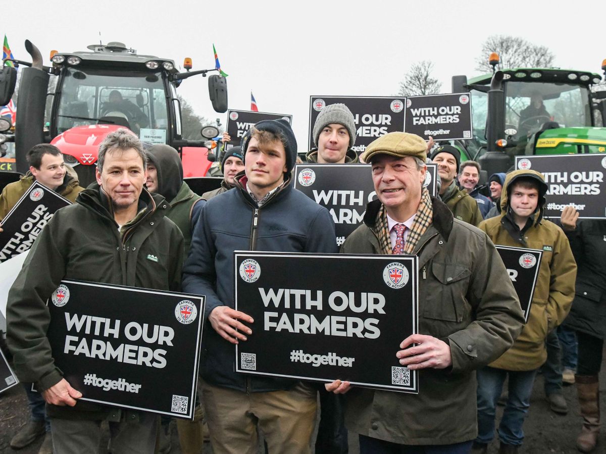 gazdatüntetés Londonban, gazdatüntetésLondonban,  Nigel Farage Attends Farmers Protest Ahead Of Westminster Debate On Inheritance Tax