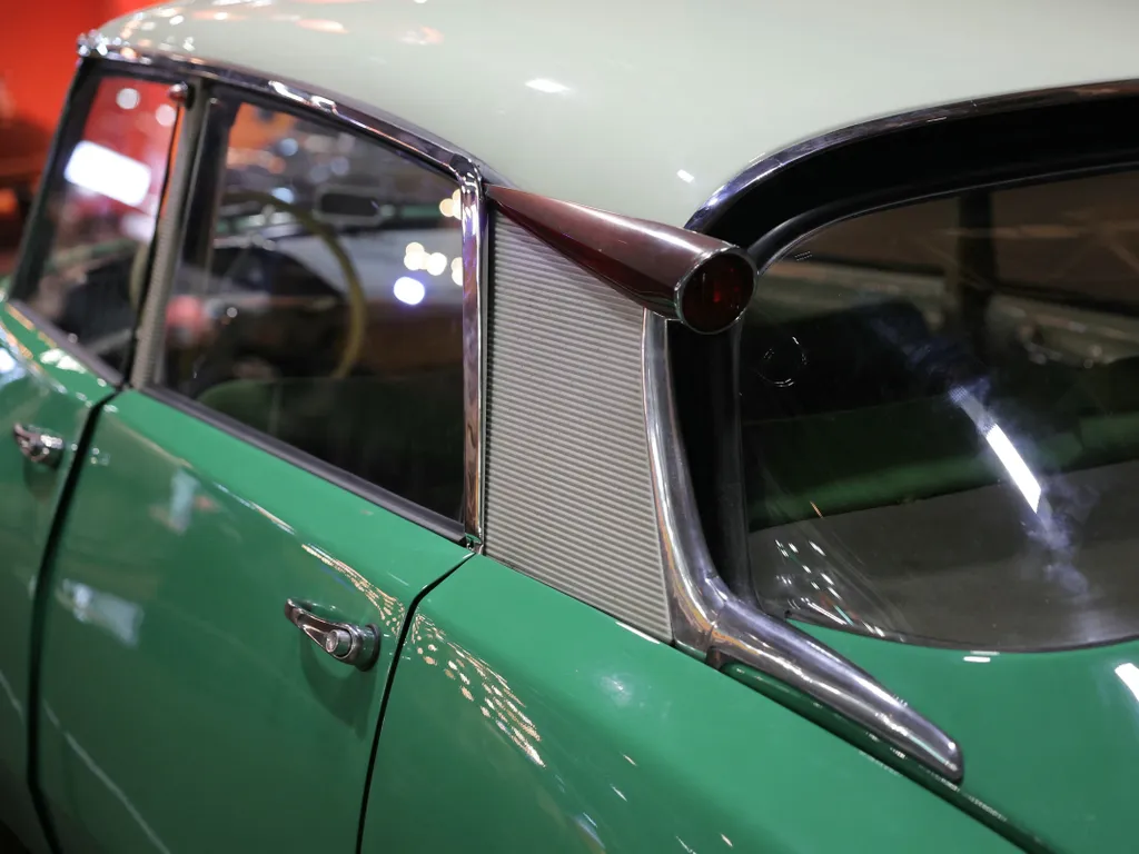 Legendás klasszikusok, motorok és versenyautók: képeken a párizsi Rétromobile Motor Show, RétromobileMotorShow