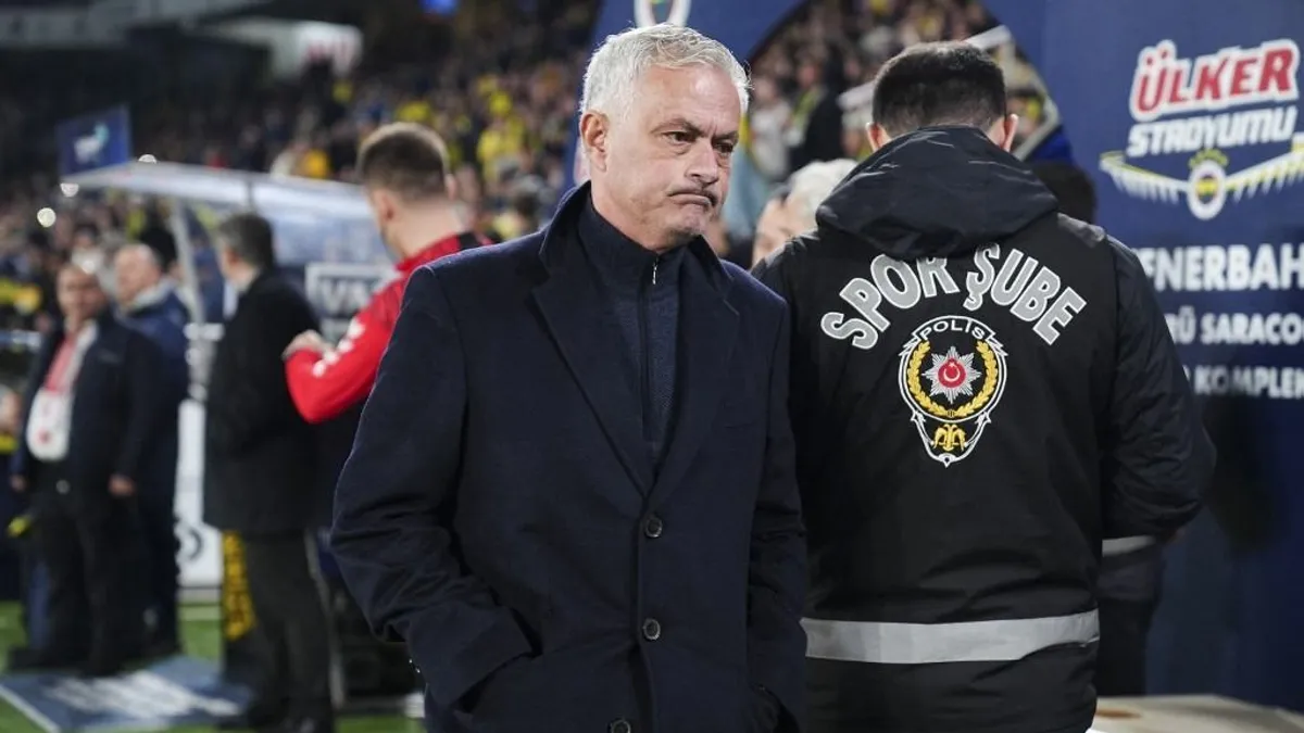 Mourinho megcsapkodta a tolmácsát - videó