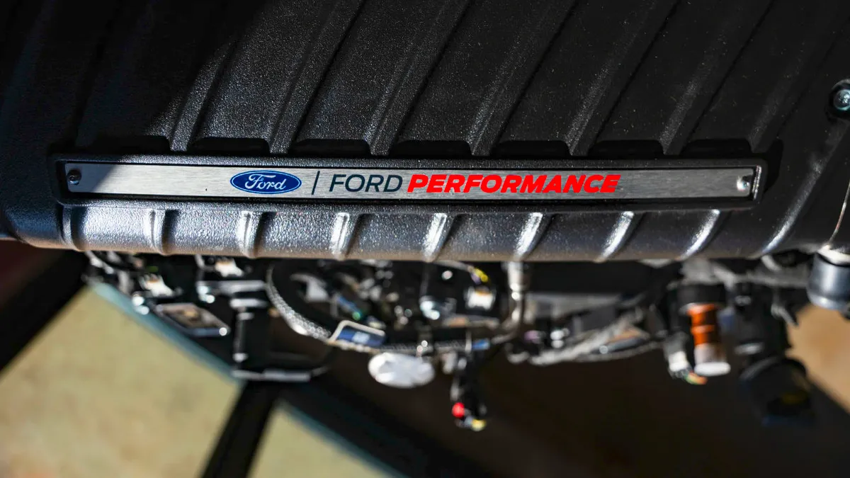 A Ford szerint az amerikai autóiparnak árt az importvámok megemelése