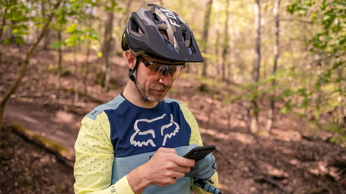 sms rcs texting biciklizés kerékpározás