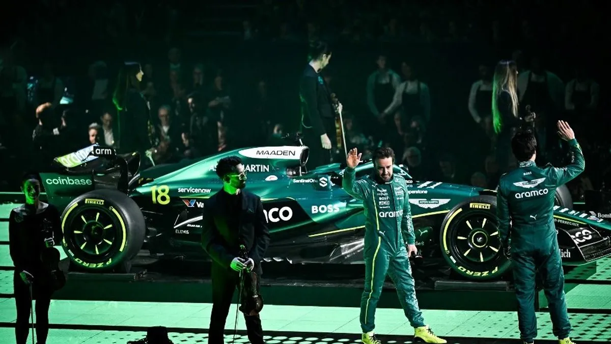 Kiderült, mikor pontosan mikor leplezi le az új F1-es autóját az Aston Martin