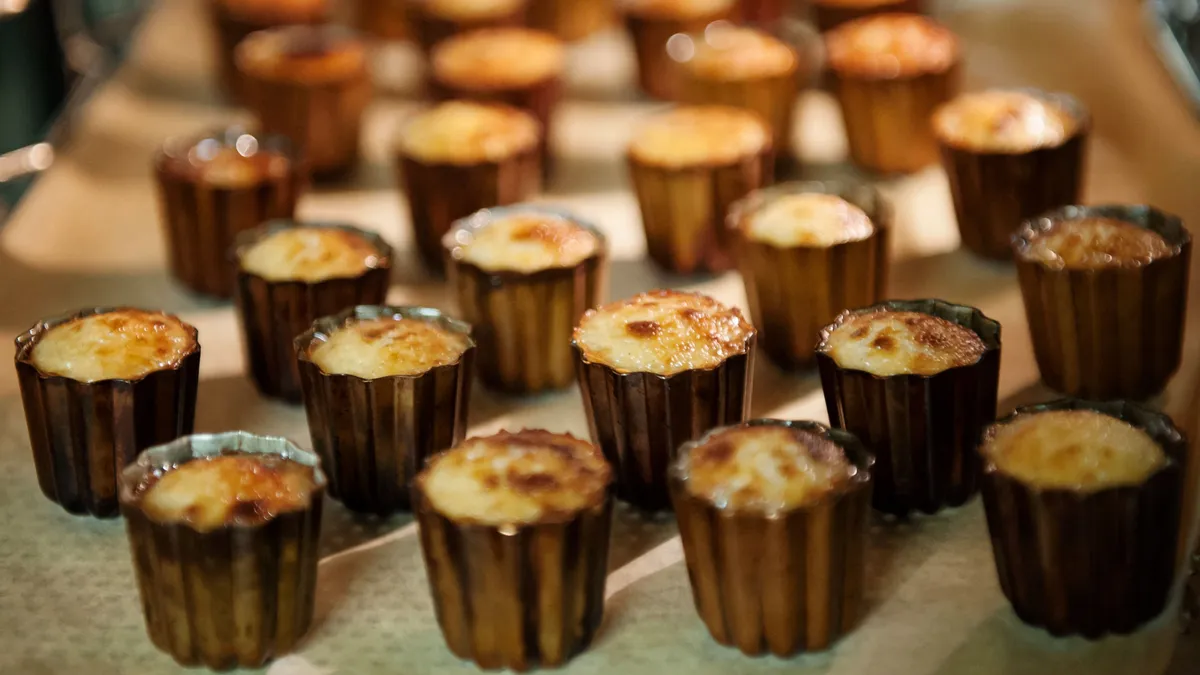 Ön ismeri ezt a különleges francia desszertet, a Canelé de Bordeaux-t? - videó