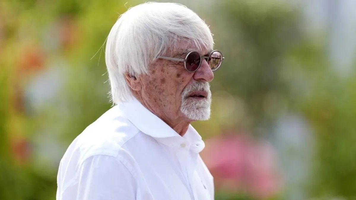 A Red Bull tulaja 240 milliárdot adott Bernie Ecclestone-nak