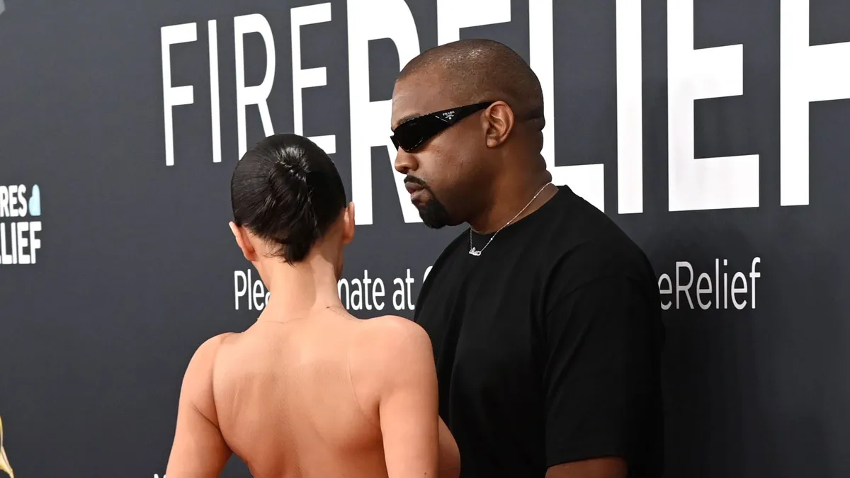 Mémek sora született Kanye West meztelen feleségéről - képek