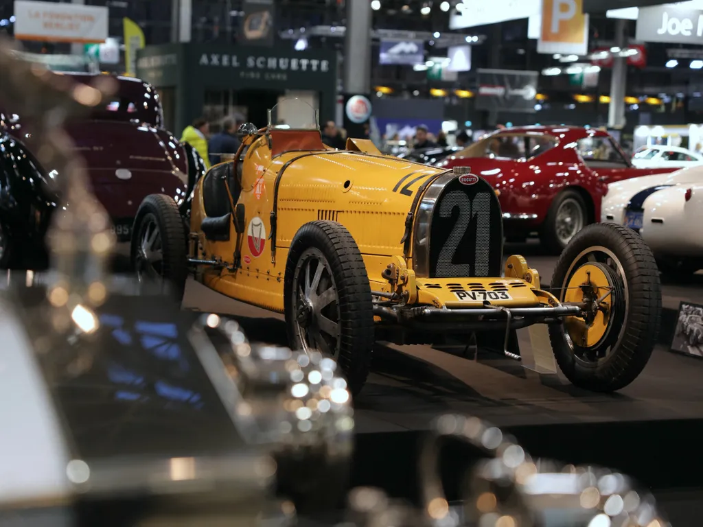 Legendás klasszikusok, motorok és versenyautók: képeken a párizsi Rétromobile Motor Show, RétromobileMotorShow
