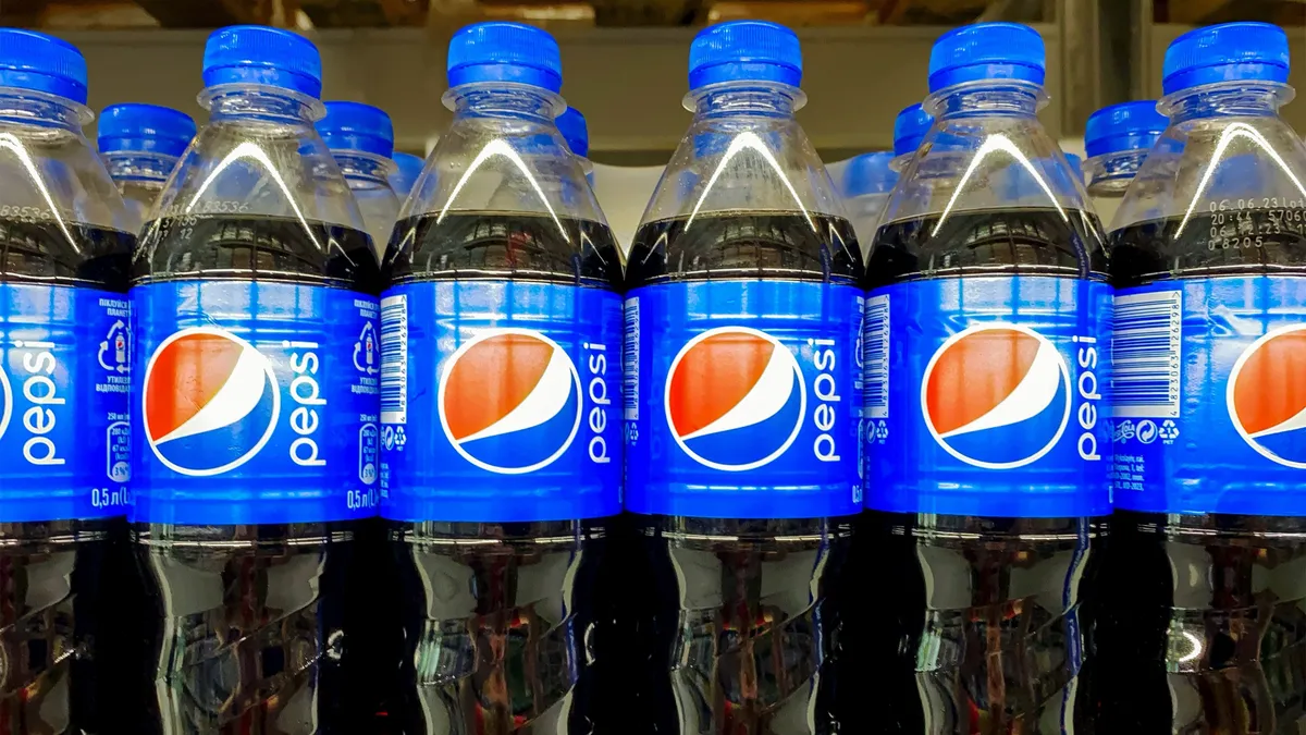Pepsi, Coca-Cola