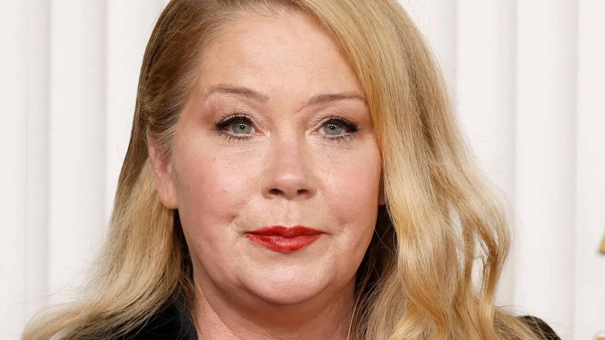 Christina Applegate hatalmas fájdalmakkal küzd