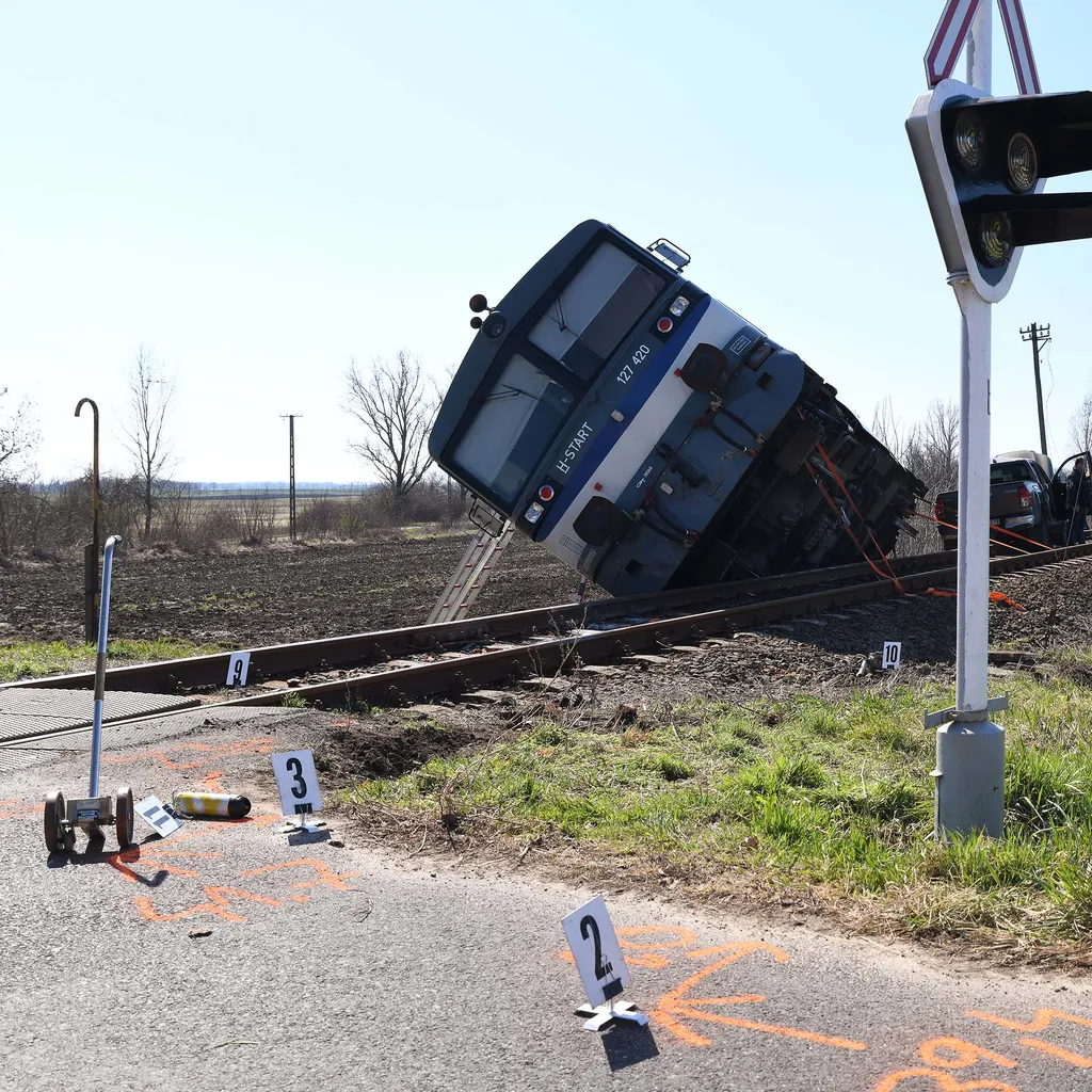TISZAESZLÁRBALESET, halálos vonatbaleset Tiszaeszlár, vonatbalesetTiszaeszlár, halálosvonatbalesetTiszaeszlár, 2025.03.20.