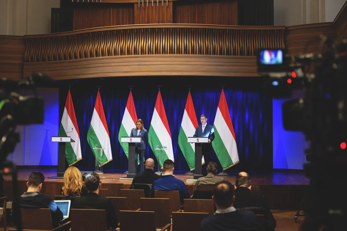 KORMÁNYINFÓ, Gulyás Gergely, Vitályos Eszter, Karmelita Kolostor, Mit, miért tesz a kormány?, 2025. 03. 27.