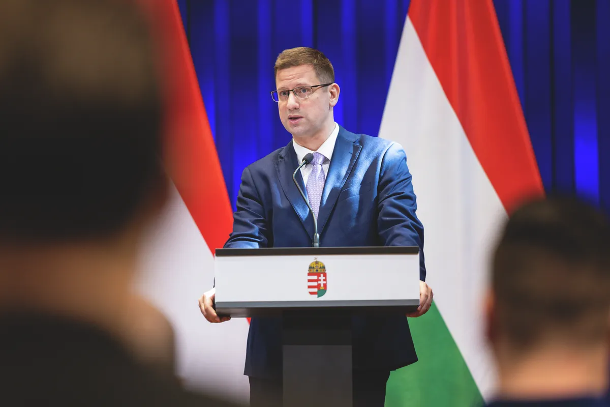 KORMÁNYINFÓ, Gulyás Gergely, Vitályos Eszter, Karmelita Kolostor, Mit, miért tesz a kormány?, 2025. 03. 27.