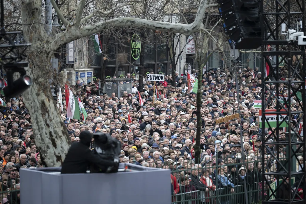 Orbán Viktor miniszterelnök beszéde a Múzeumkertben, OrbánViktor, 2025.03.15.