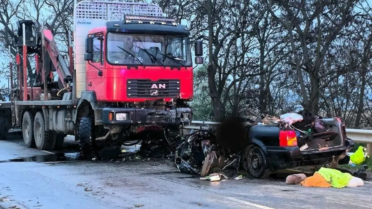 Halálos autóbaleset történt Szentes közelében – fotók