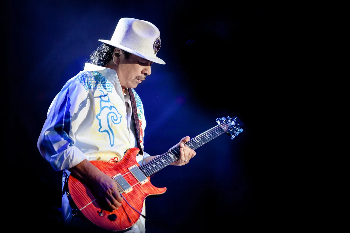 Carlos Santana
The Sentient Tour 2013
Ippodromo del Galoppo, Milano
26 luglio 2013
This image is copyright © Roberto Finizio. All right reserved. This photo must not be used under ANY circumstances without written consent.
for info and photos visit my website www.robertofinizio.it
Questa immagine è protetta da copyright © Roberto Finizio. Tutti i diritti sono riservati. L'immagine non deve essere utilizzata in nessun caso senza autorizzazione scritta dell'autore.
per info e materiale fotografico visita il mio sito www.robertofinizio.it