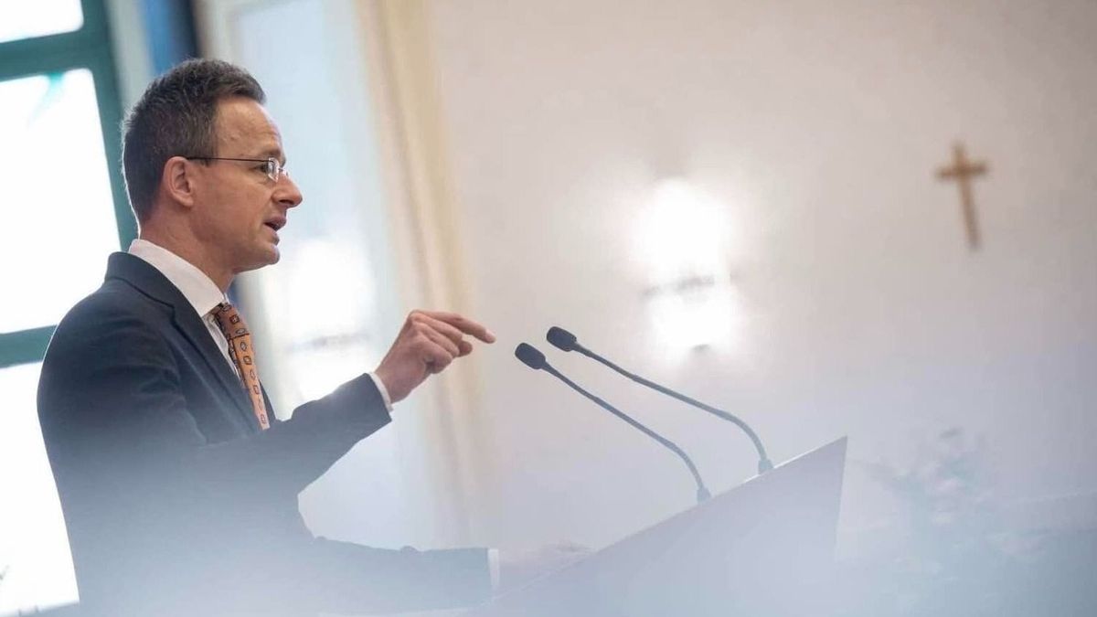 Szijjártó Péter