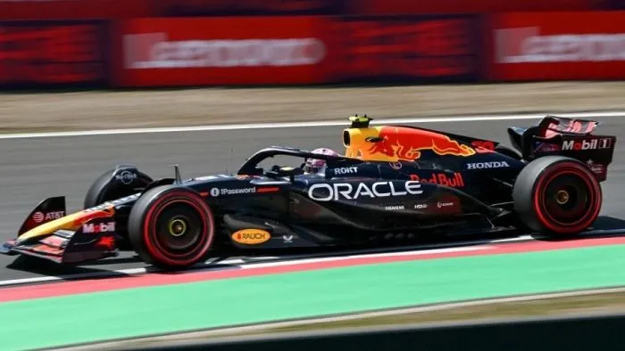 Az F1-es pilóta hazugsággal próbálta meggyőzni a Red Bullt a maradásáról